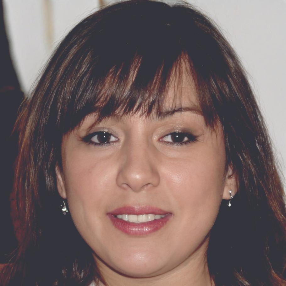 Elara Verbeck portrait